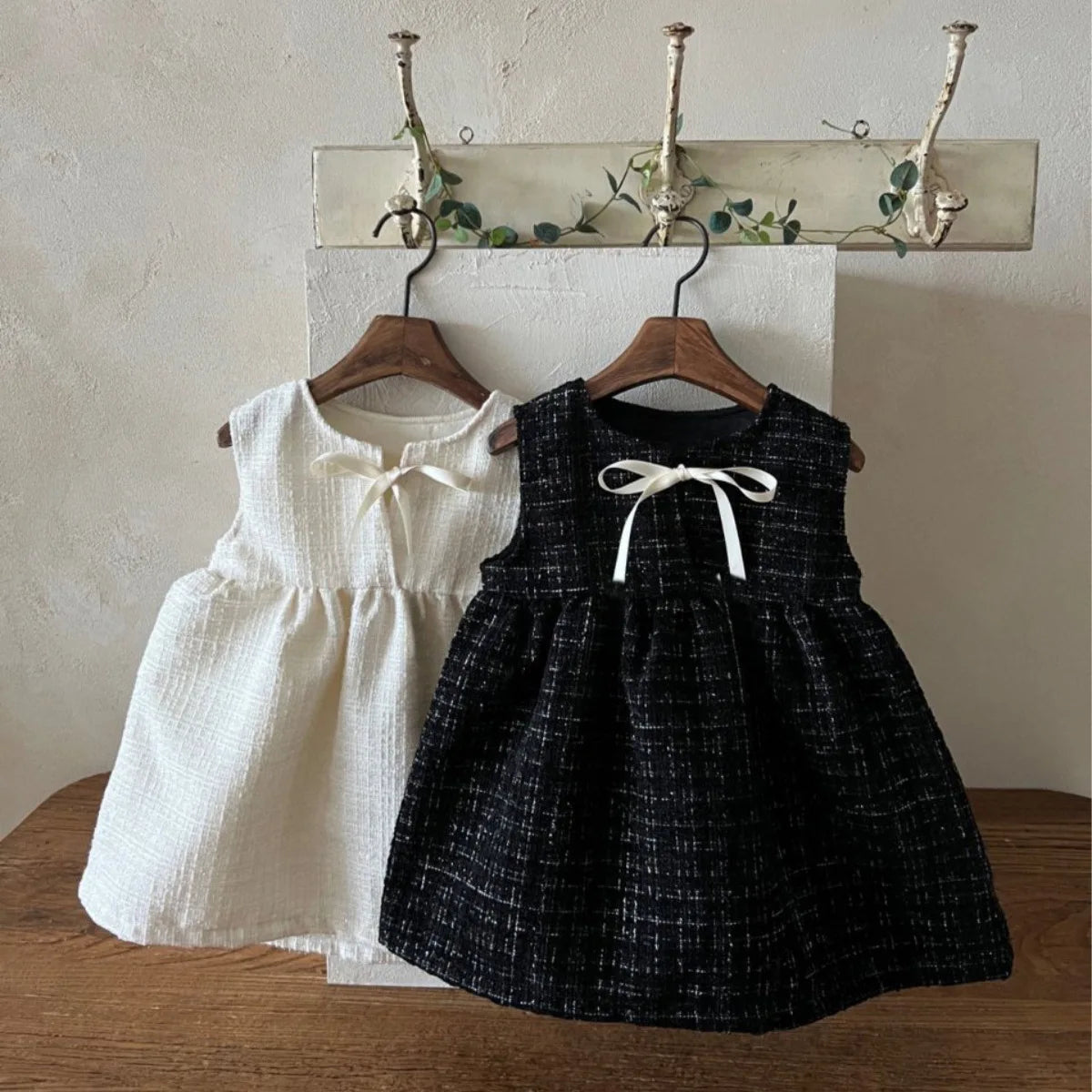 Elegant Tweed Bow Dress – Sleeveless One-Piece for Baby Girls