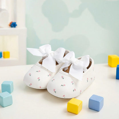 Floral Embroidered Infant Sandals – Soft & Breathable First Walkers
