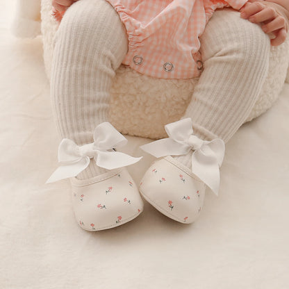 Floral Embroidered Infant Sandals – Soft & Breathable First Walkers