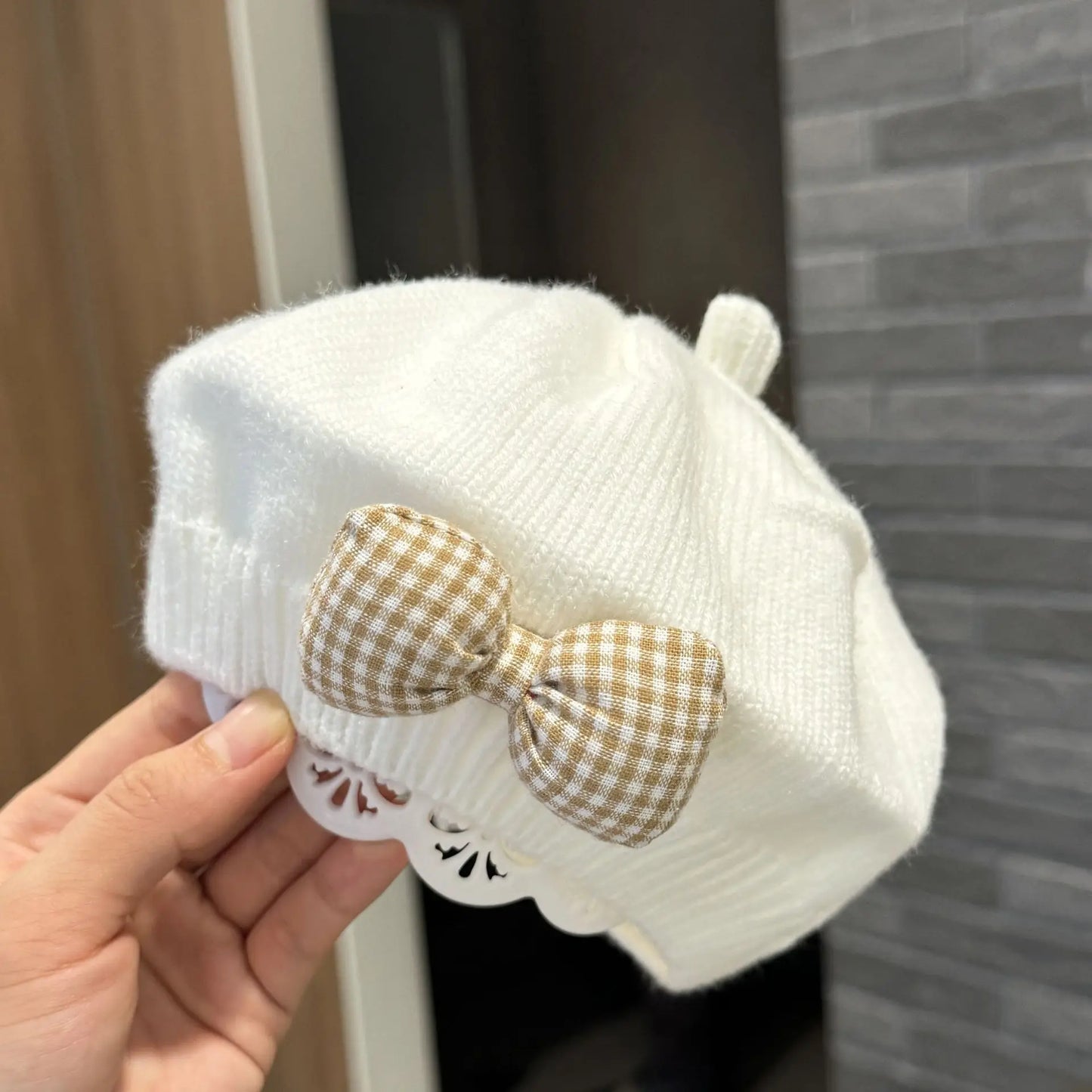Gingham Bow Knit Beret – Classic Charm for Little Fashionistas